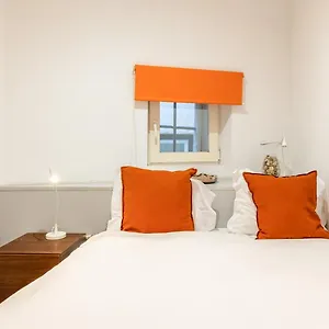Guestready - Homely Base Near Castle , Lisbon Portugal